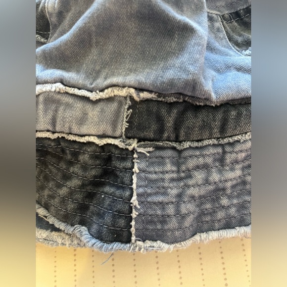 David and Young Denim Two-Tone Bucket Hat - Picture 3 of 4